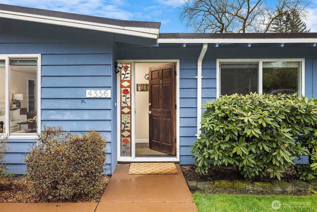 Photo of 4336 328th Place SE, Fall City, WA 98024 (MLS # 2499474)