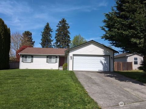 Photo of 907 Vera Court, Mount Vernon, WA 98273 (MLS # 2524598)
