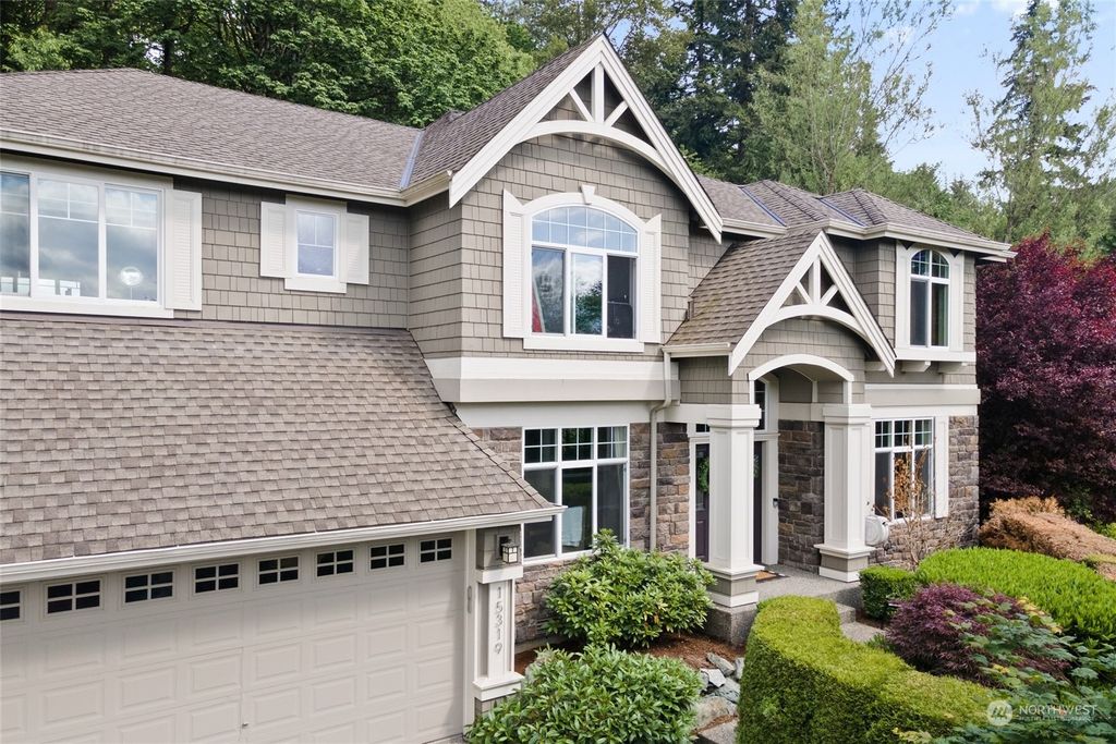 Photo of 15319 NE 138th Place, Redmond, WA 98052 (MLS # 2059773)