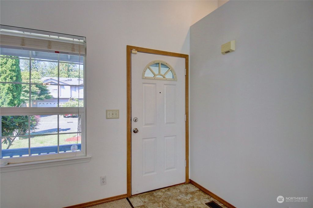 Photo of 5728 130th Place NE, Marysville, WA 98271 (MLS # 2284465)