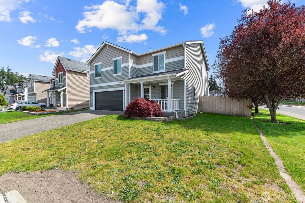 Photo of 1404 202nd Street Ct E, Spanaway, WA 98387 (MLS # 2520990)