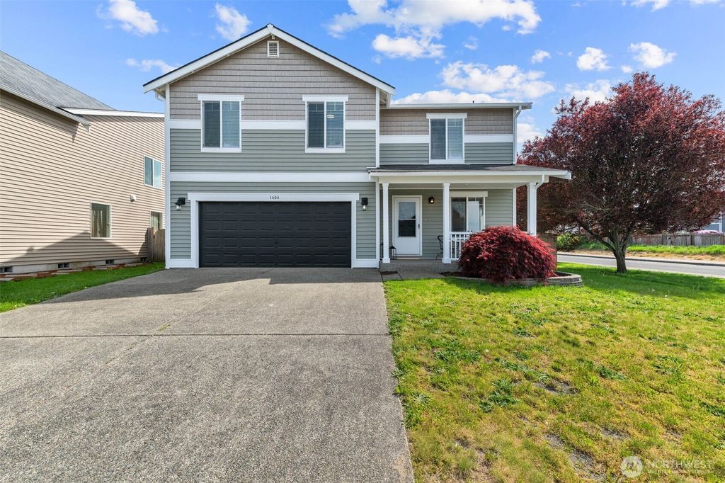 Photo of 1404 202nd Street Ct E, Spanaway, WA 98387 (MLS # 2520990)