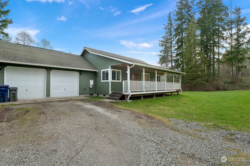 Photo of 17722 Snohomish Avenue, Snohomish, WA 98296 (MLS # 2149525)