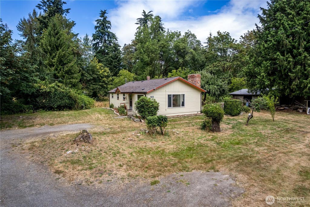 Photo of 5104 S 368th Street, Auburn, WA 98001 (MLS # 2563994)