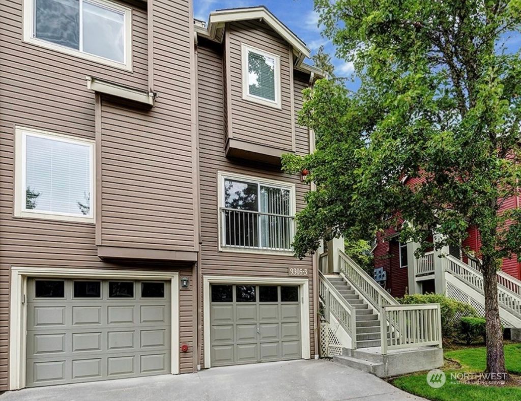 Photo of 9305 177th Place NE #3, Redmond, WA 98052 (MLS # 2046951)