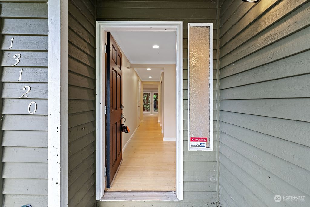 Photo of 13120 SE 231st Way, Kent, WA 98031 (MLS # 2175273)