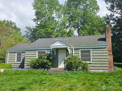 Photo of 1124 Nevada Street, Bellingham, WA 98229 (MLS # 2520228)