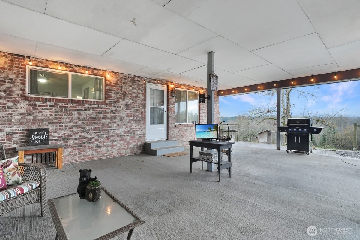 168 Middlecrest Drive