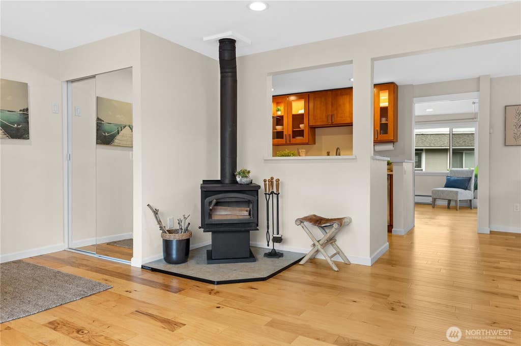 Photo of 17404 NE 45th Street #170, Redmond, WA 98052 (MLS # 2566089)