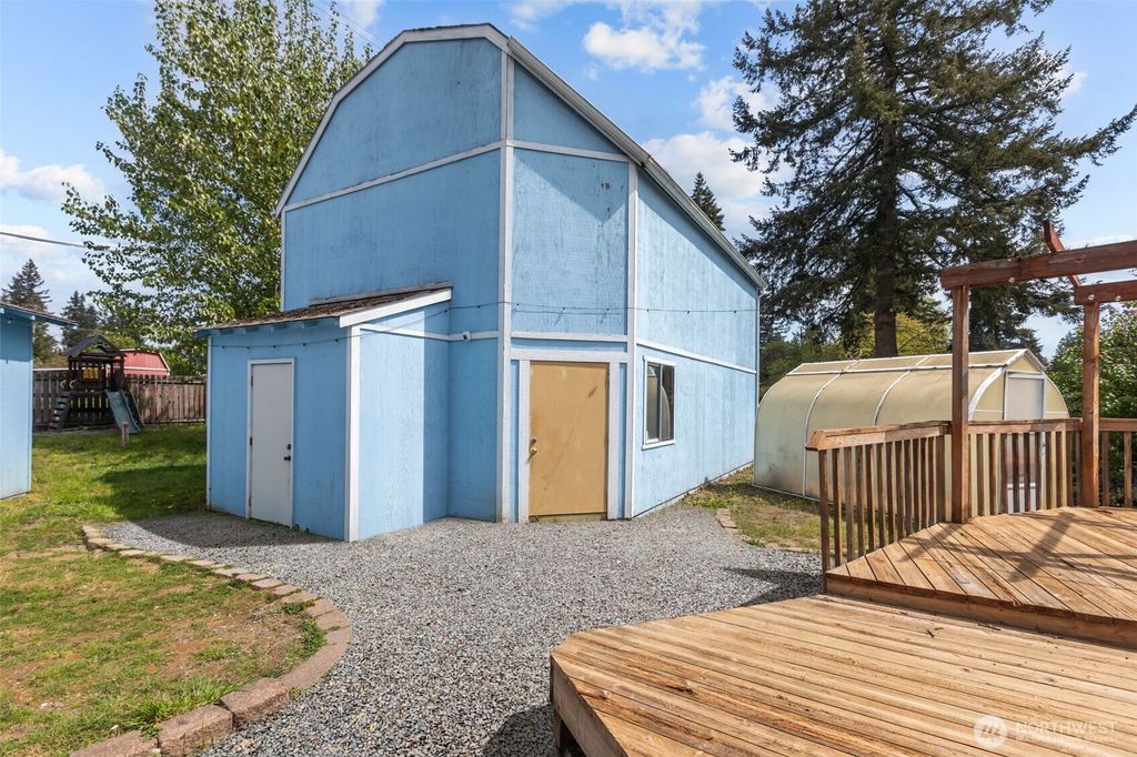 Photo of 16022 126th Avenue SE, Renton, WA 98058 (MLS # 2515723)