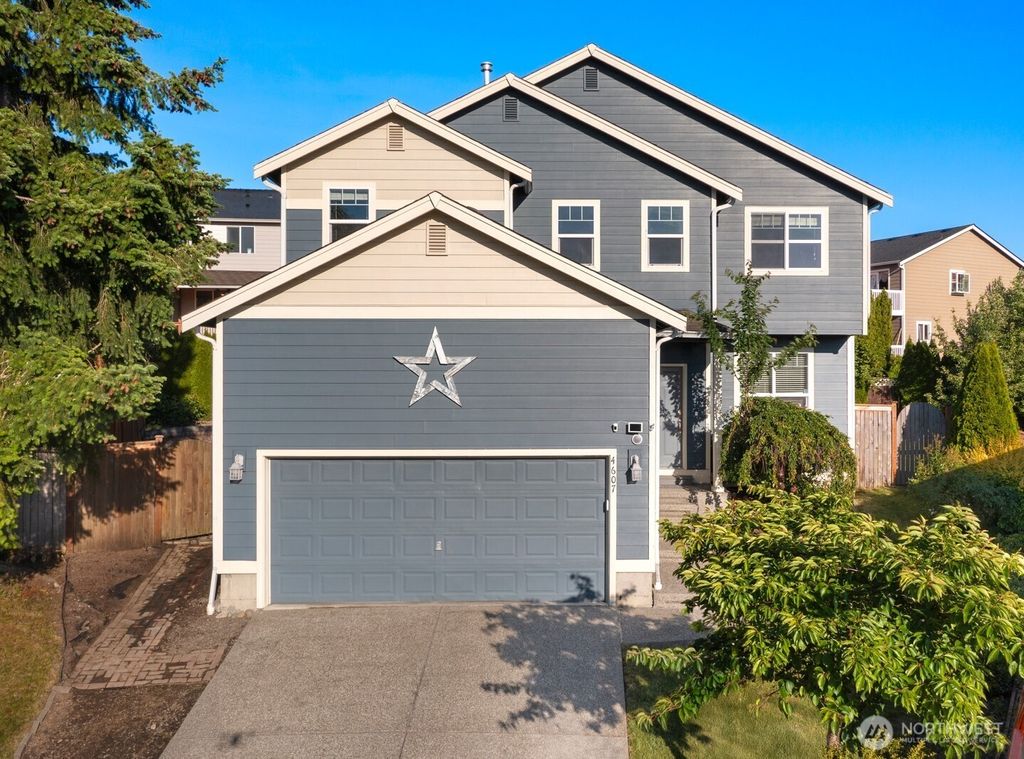 Photo of 4607 57th Drive SE, Marysville, WA 98270 (MLS # 2378176)