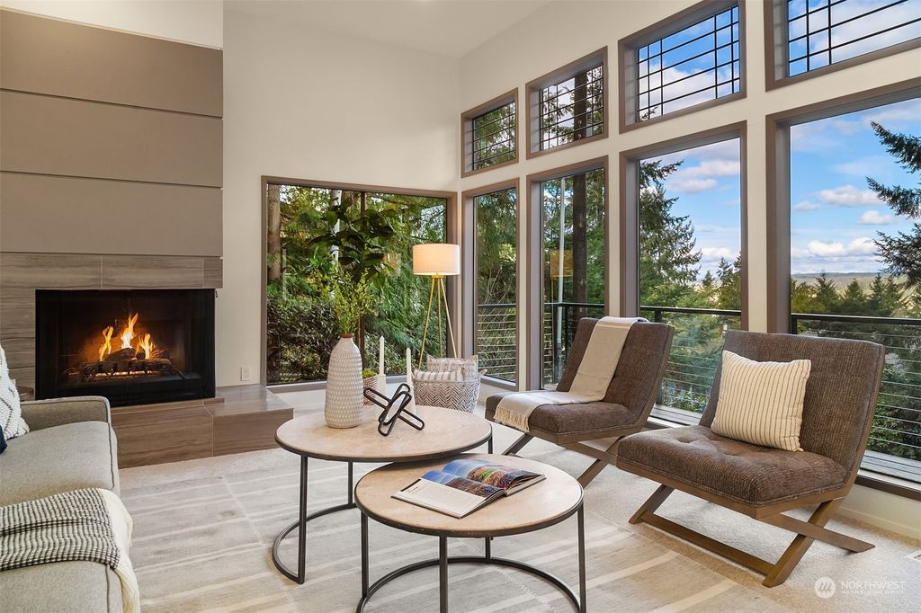 Photo of 2805 176th Place NE, Redmond, WA 98052 (MLS # 2198143)