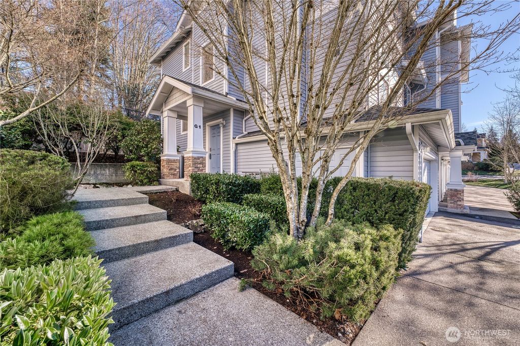 Photo of 14007 69th Drive SE #G1, Snohomish, WA 98296 (MLS # 2526291)