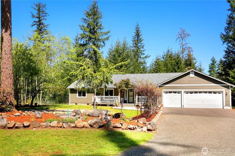 Photo of 6240 SW Old Clifton Road, Port Orchard, WA 98367 (MLS # 2365465) Photo of 6240 SW Old Clifton Road, Port Orchard, WA 98367 (MLS # 2365465)