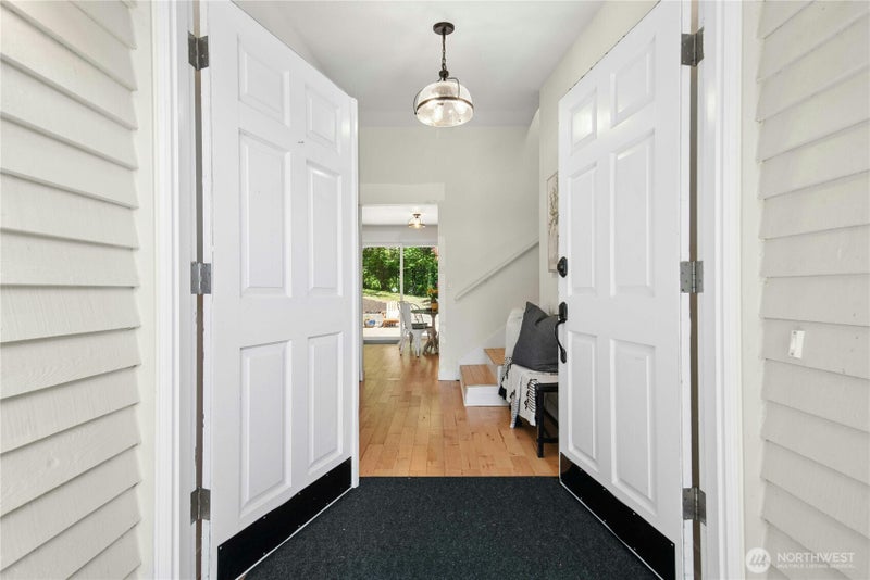 7814 NE 135th Place