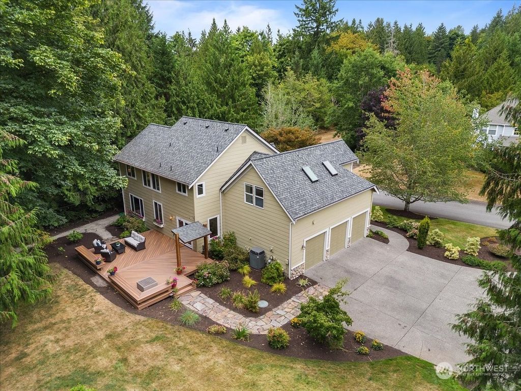 Photo of 28615 NE 63rd Way, Carnation, WA 98014 (MLS # 2147055)