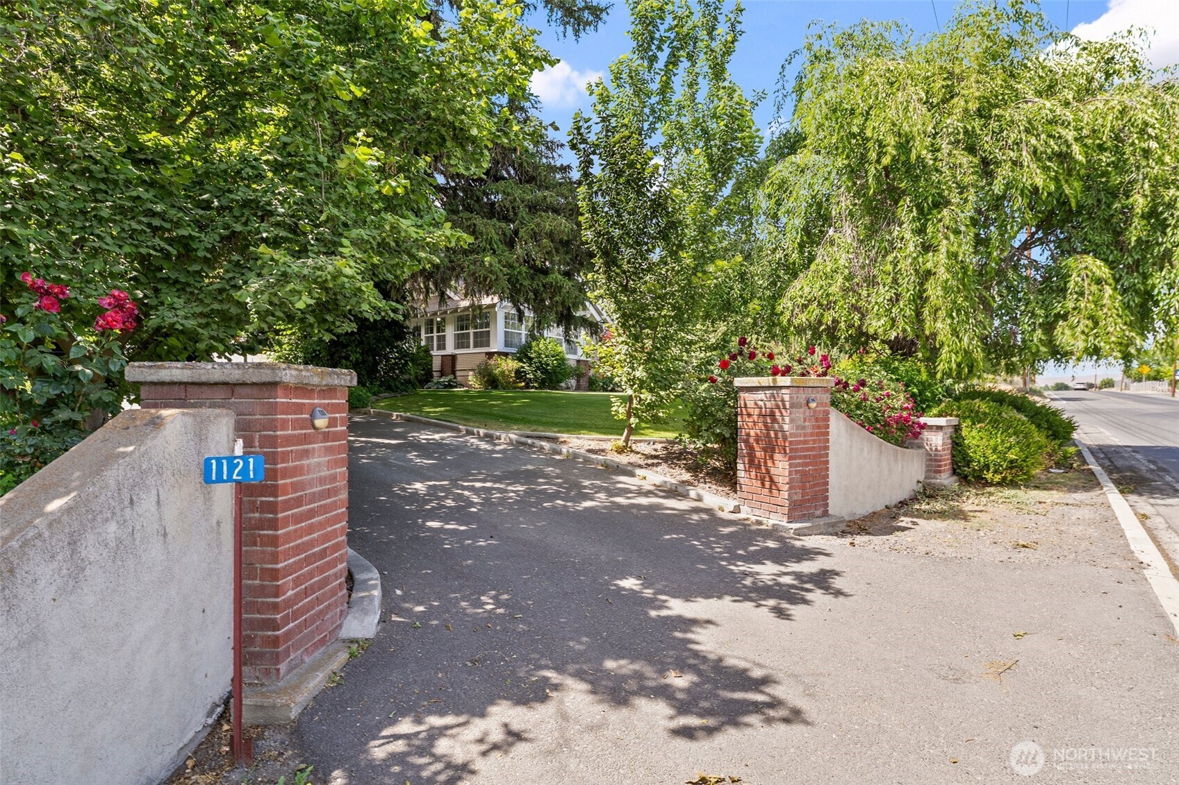 1121 Scoon Road