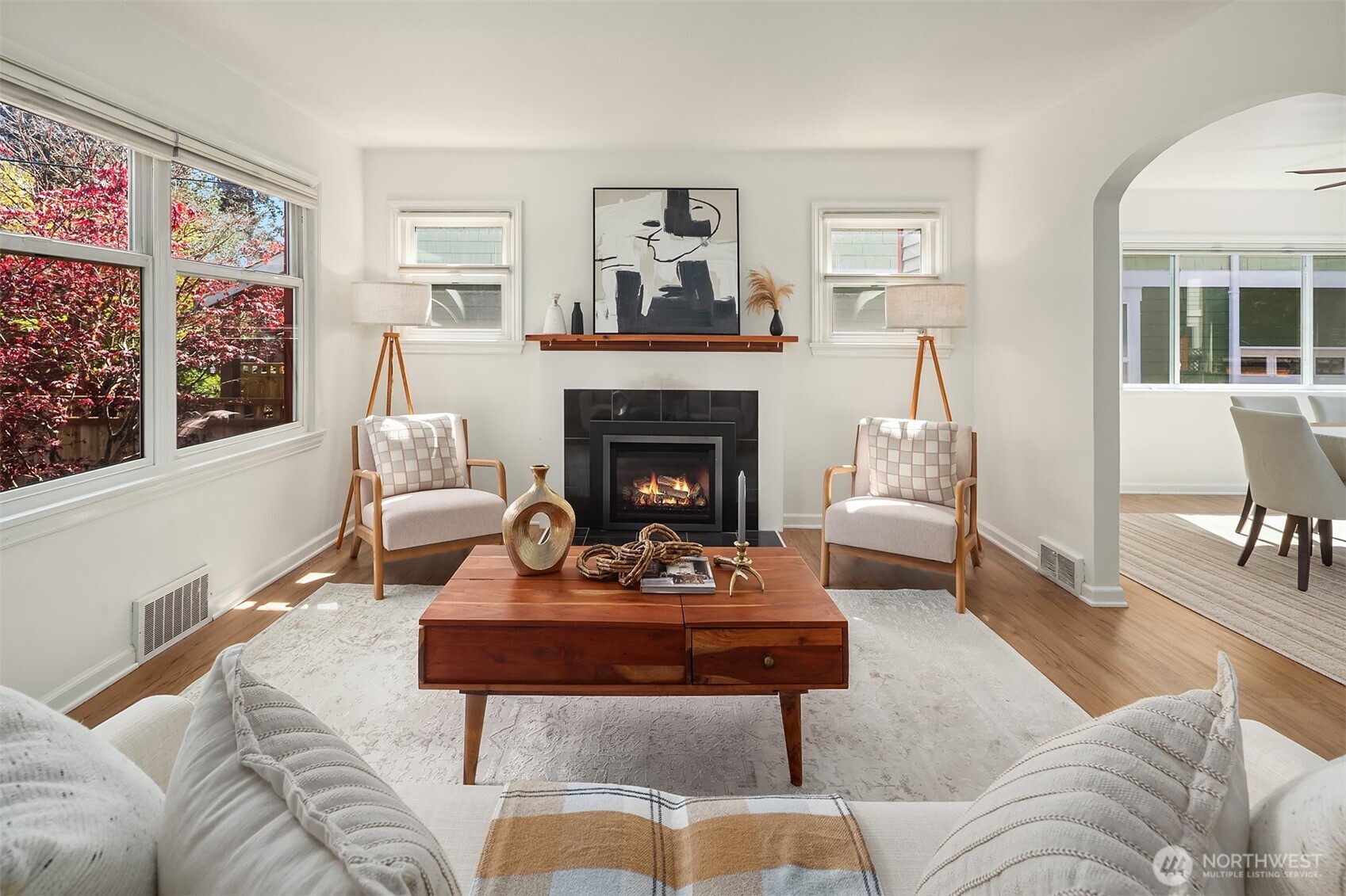 13715 Palatine Avenue N