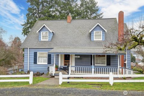 Photo of 2536 N Lafayette Avenue, Bremerton, WA 98312 (MLS # 2475153)