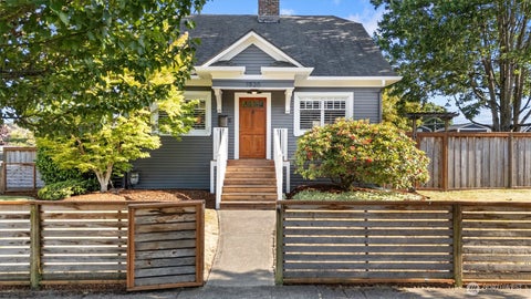 Photo of 1920 16th Street, Everett, WA 98201 (MLS # 2543570)