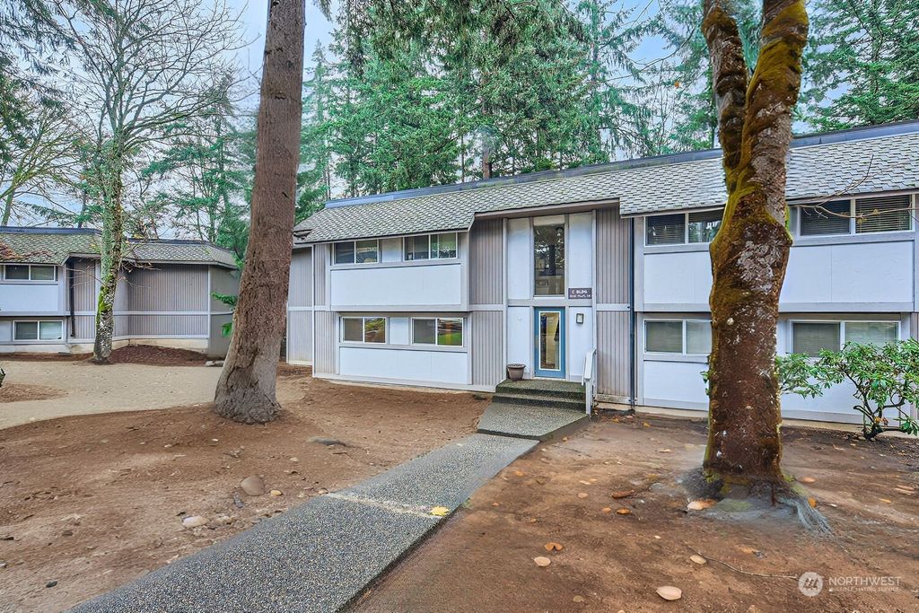 Photo of 4601 SW 320th Street #C-1, Federal Way, WA 98023 (MLS # 2314202)