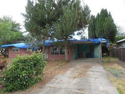 Photo of 663 Jefferson Avenue NE, Renton, WA 98056 (MLS # 2573592)
