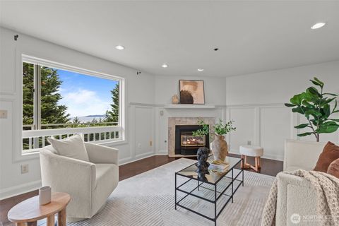 Photo of 28701 6th Place S #107, Des Moines, WA 98198 (MLS # 2458172)