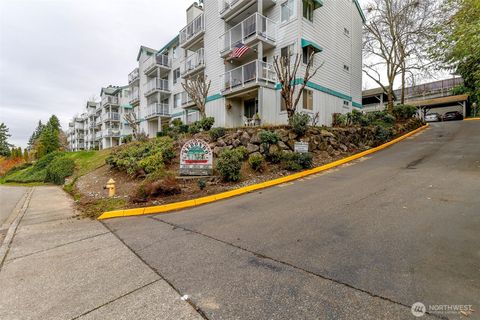 Photo of 28610 16th Avenue S #103, Federal Way, WA 98003 (MLS # 2459137)