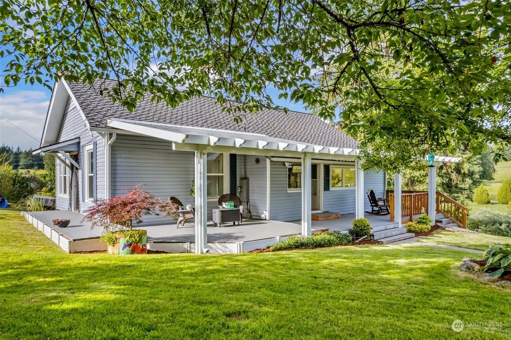 Photo of 7321 131st Avenue SE, Snohomish, WA 98290 (MLS # 2252509)