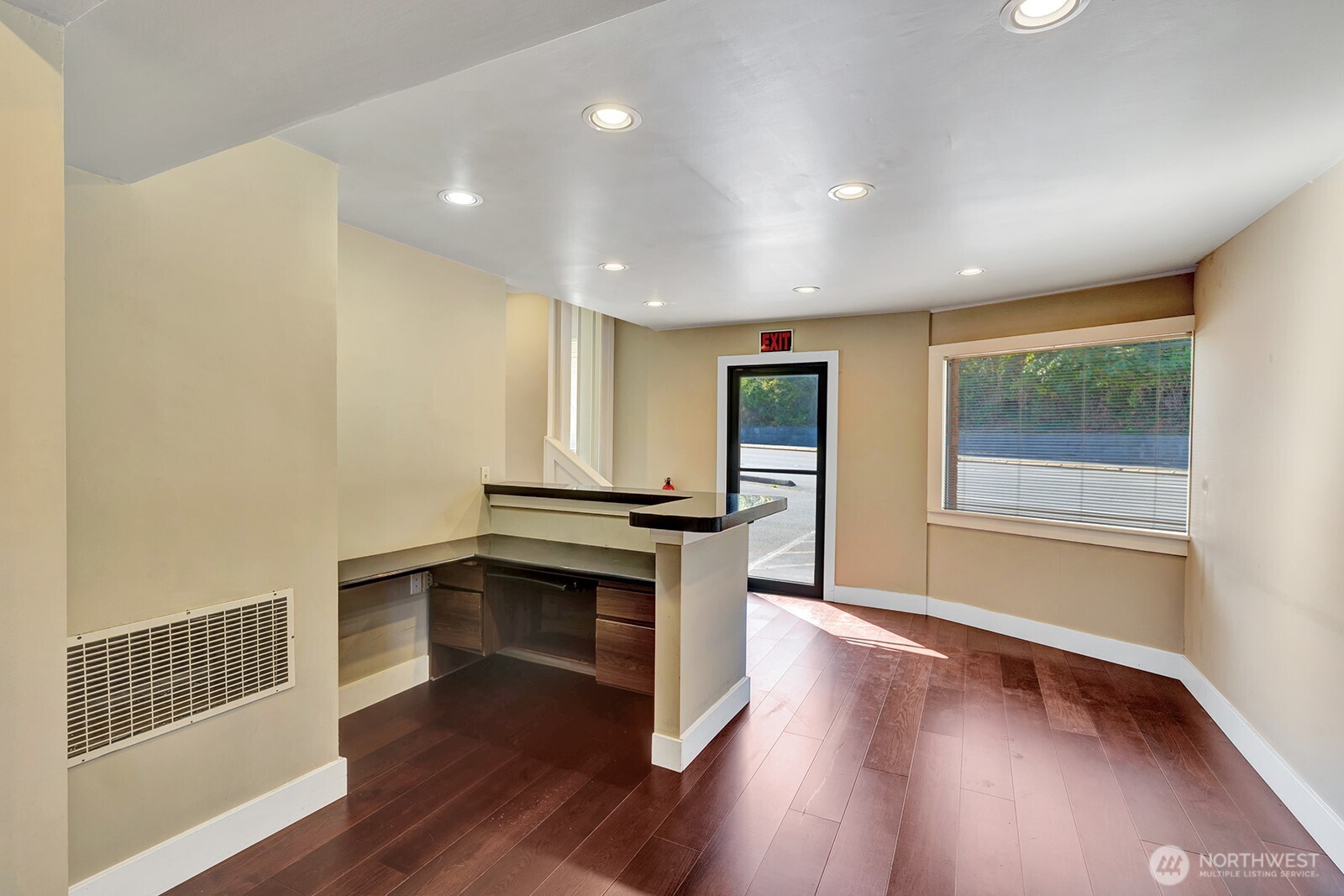 15500 Bothell Way NE