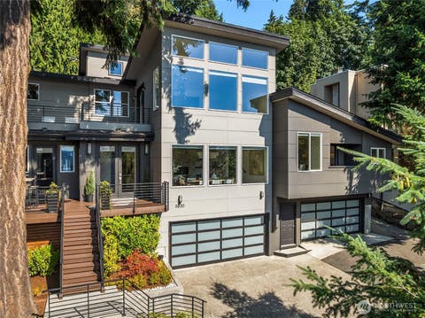 Photo of 5830 W Mercer Way, Mercer Island, WA 98040 (MLS # 2558967)
