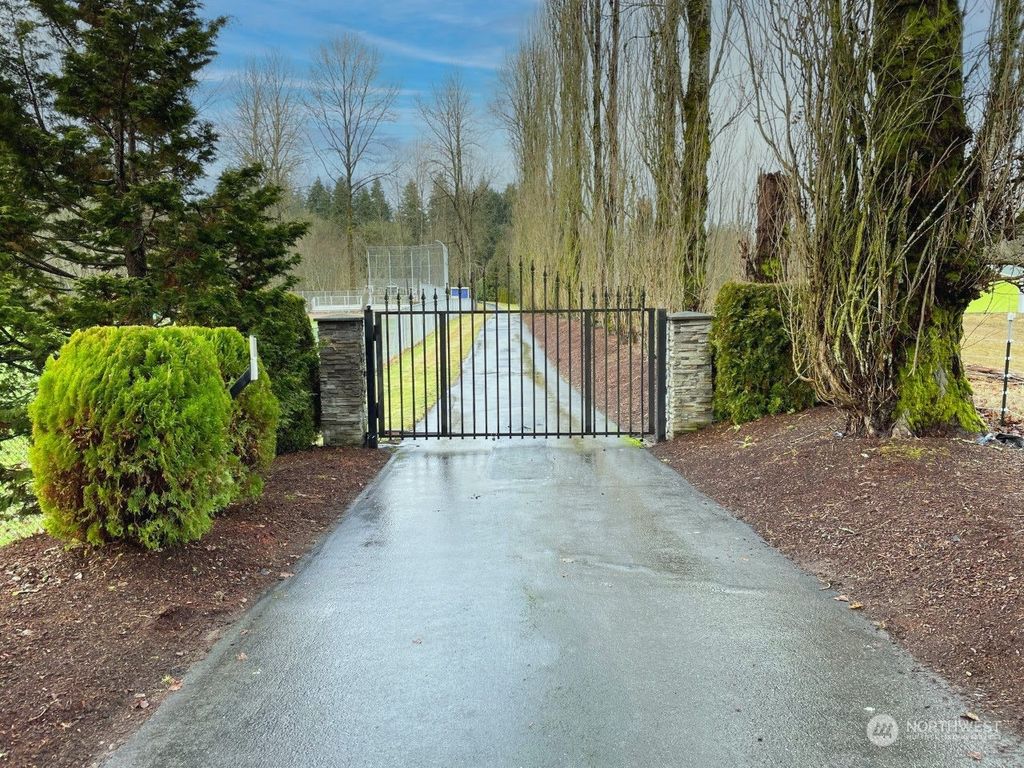 Photo of 12205 164th Avenue SE, Renton, WA 98059 (MLS # 2029757)