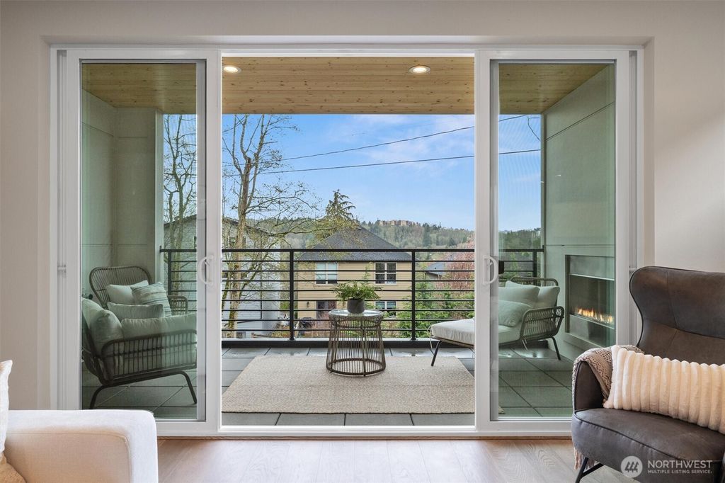 Photo of 4566 22nd Avenue SW, Seattle, WA 98106 (MLS # 2407253)