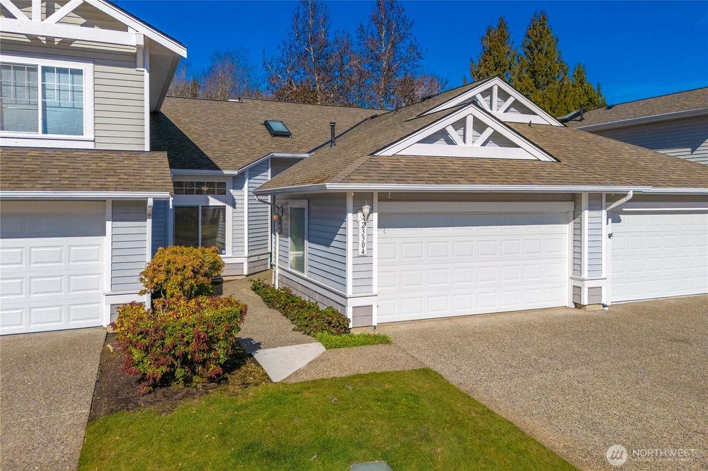 Photo of 23304 53rd Avenue S, Kent, WA 98032 (MLS # 2340282)