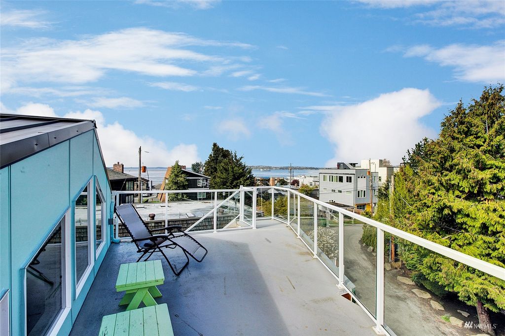 Photo of 3007 66th Avenue SW #A, Seattle, WA 98116 (MLS # 1988424)