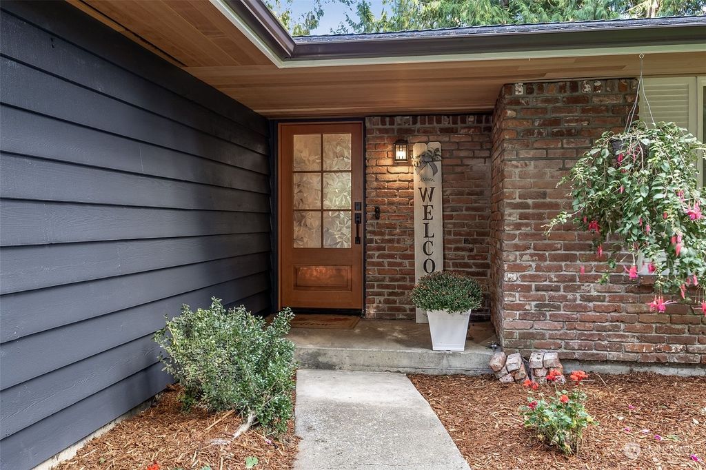 Photo of 39802 226th Avenue SE, Enumclaw, WA 98022 (MLS # 2287905)