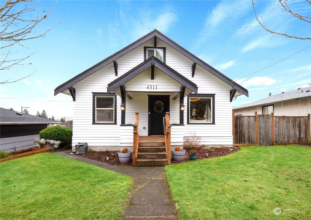 Photo of 4311 Terrace Drive, Everett, WA 98203 (MLS # 2034817)