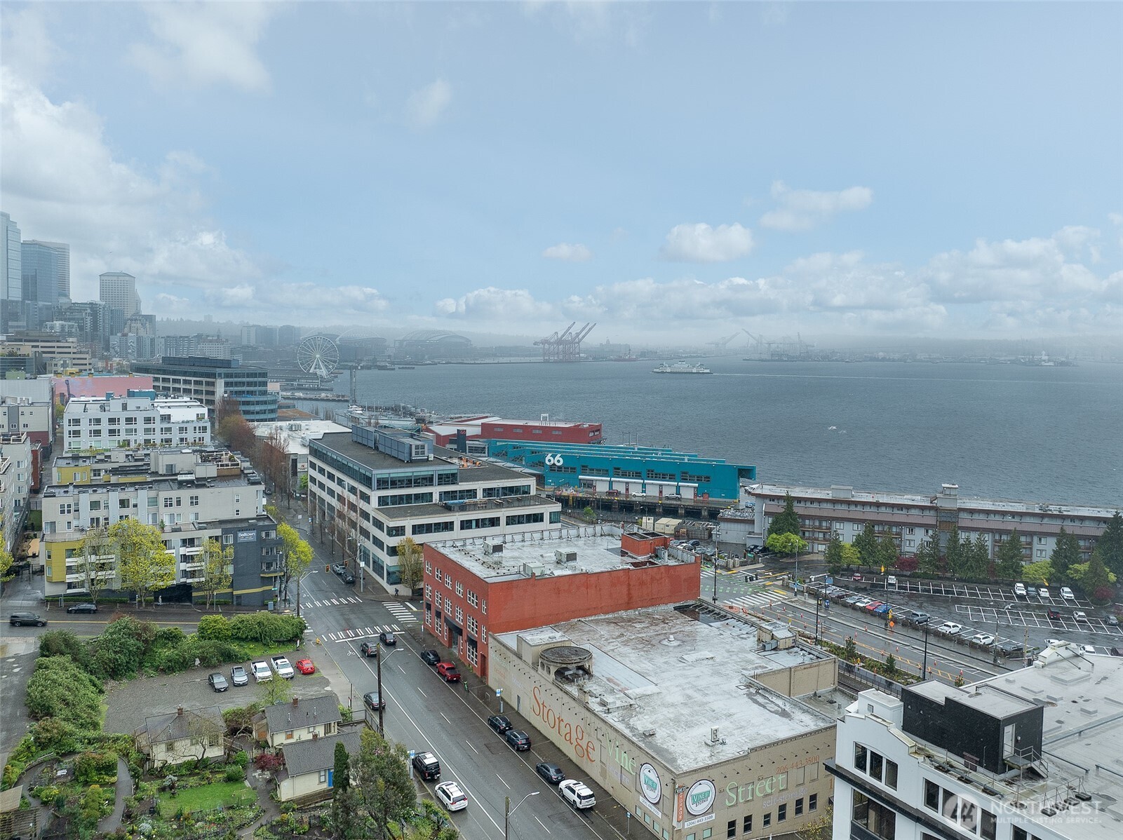 2607 Western Avenue 552