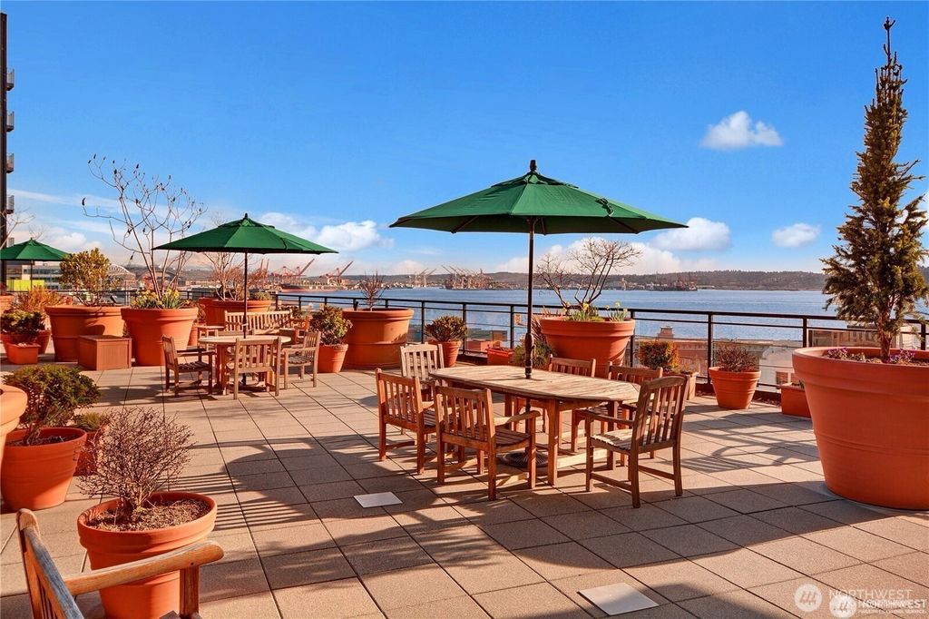 Photo of 2607 Western Avenue #552, Seattle, WA 98121 (MLS # 2507950)