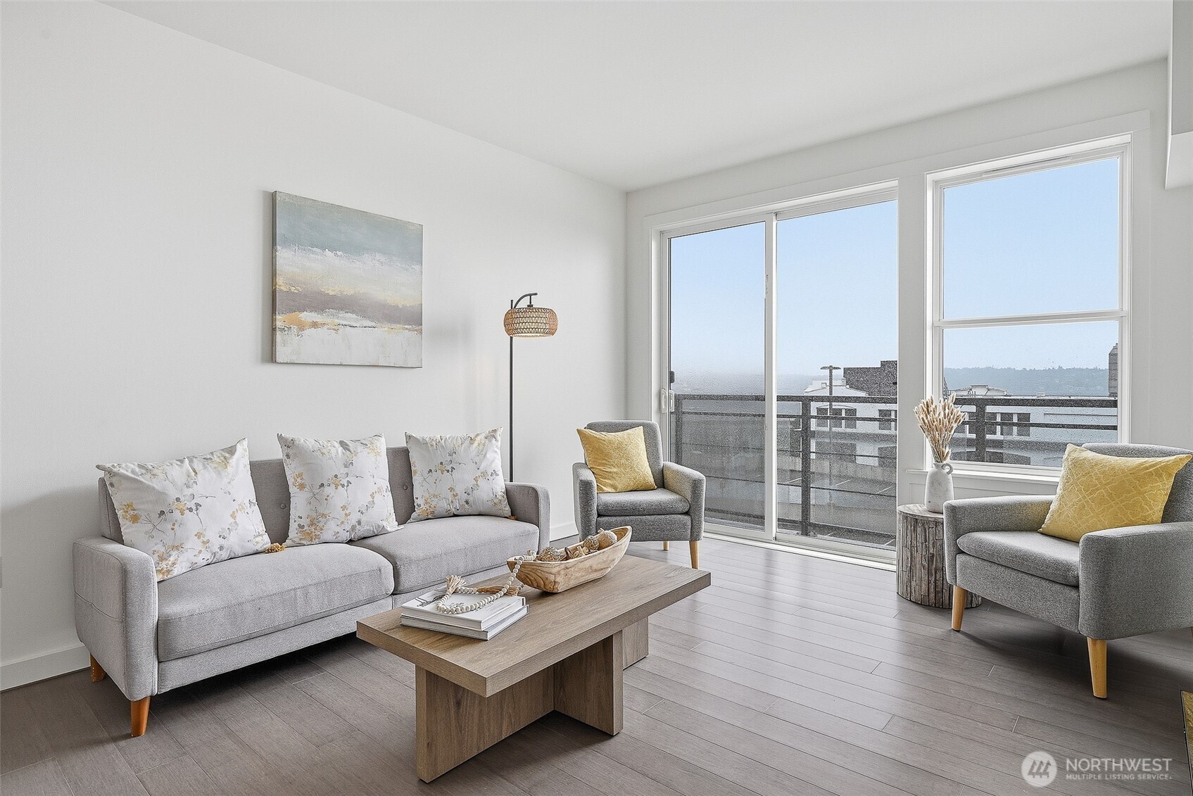 2607 Western Avenue 552