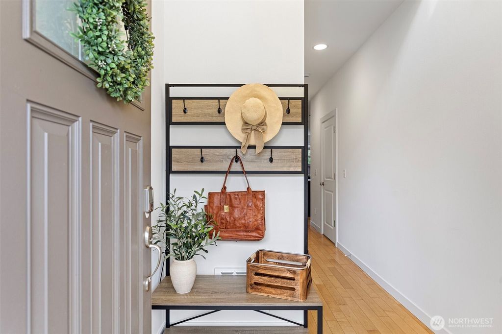 Photo of 129 164th Place SE, Bothell, WA 98012 (MLS # 2497466)