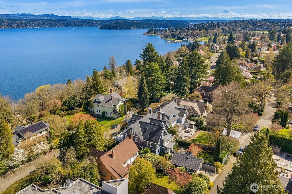 Photo of 2647 Cascadia Avenue S, Seattle, WA 98144 (MLS # 2500848)