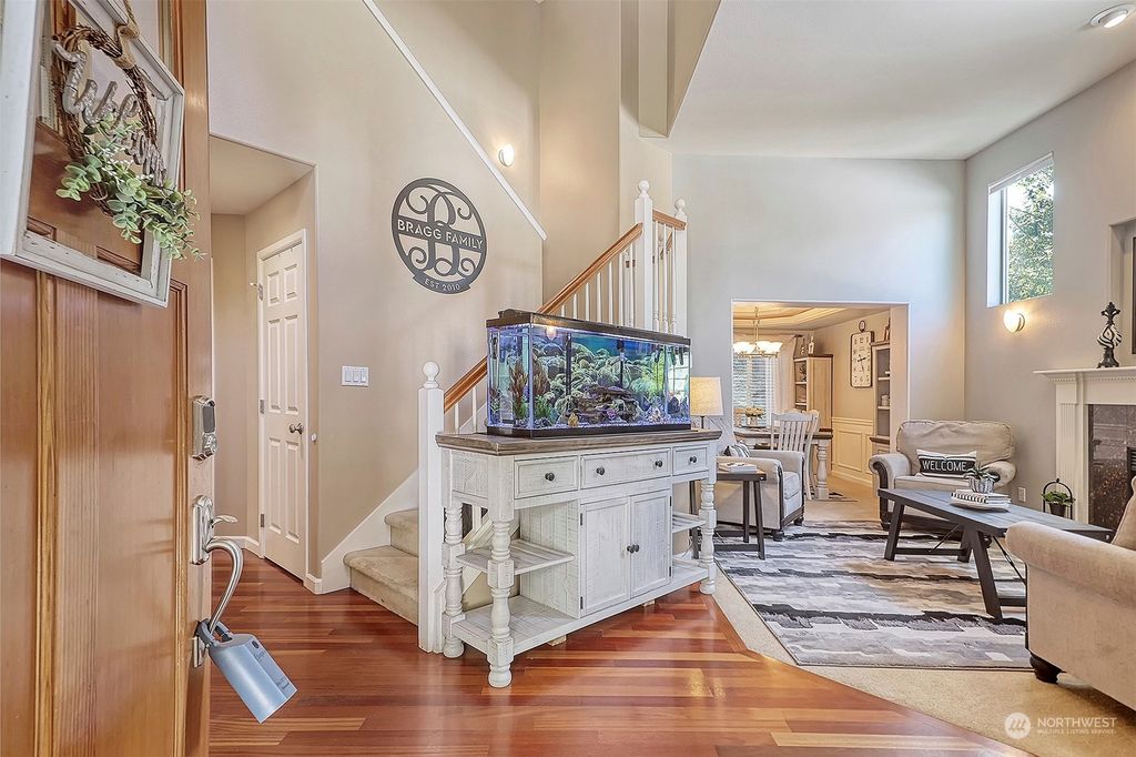 Photo of 2001 NE 26th Place, Renton, WA 98056 (MLS # 2173638)