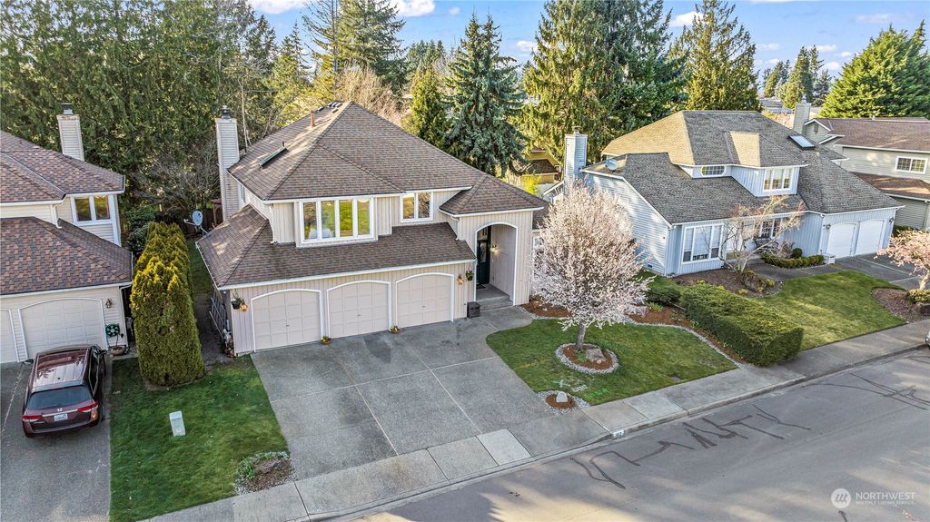 Photo of 1813 Bremerton Avenue NE, Renton, WA 98059 (MLS # 2206731)