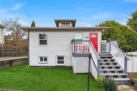 Photo of 2614 E Pike Street, Seattle, WA 98122 (MLS # 2479047)