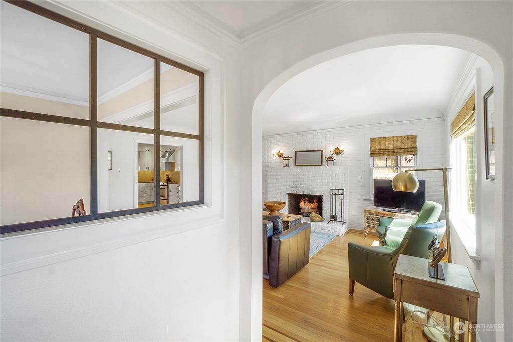 Photo of 1722 N 80 Street, Seattle, WA 98103 (MLS # 2060572)