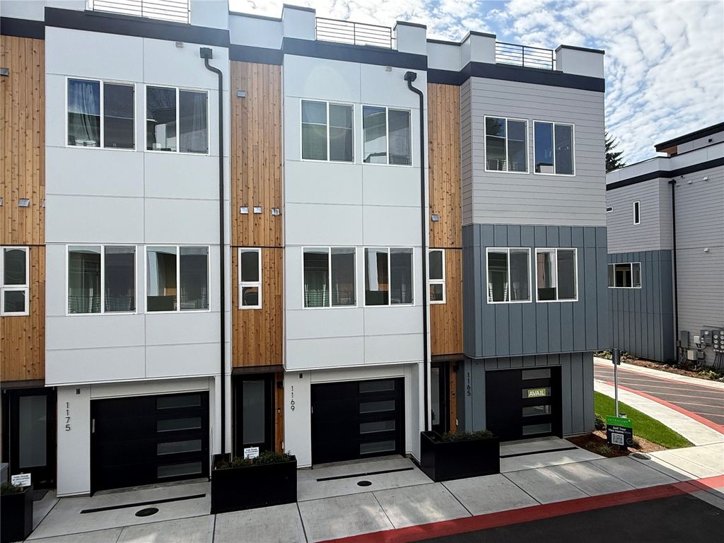 Photo of 1165 129th Court NE, Bellevue, WA 98005 (MLS # 2483176)