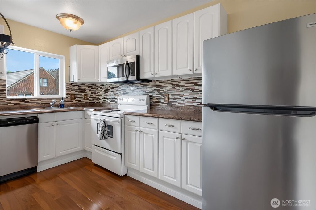 listing image 9364504447450984938