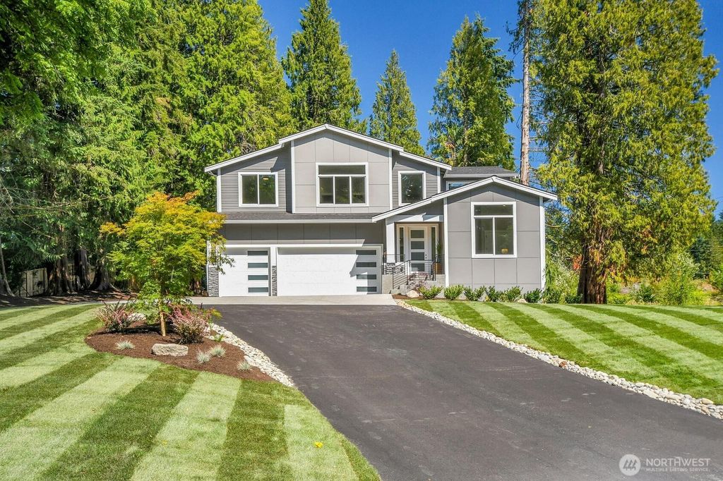 Photo of 18305 Snohomish Avenue, Snohomish, WA 98296 (MLS # 2406526)