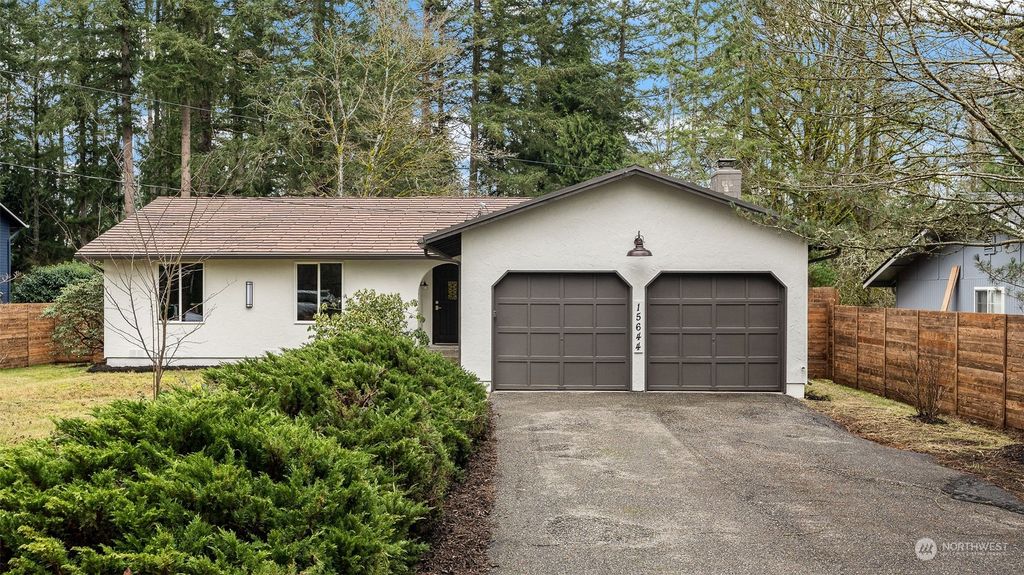 Photo of 15644 185th Avenue NE, Woodinville, WA 98072 (MLS # 2319710)